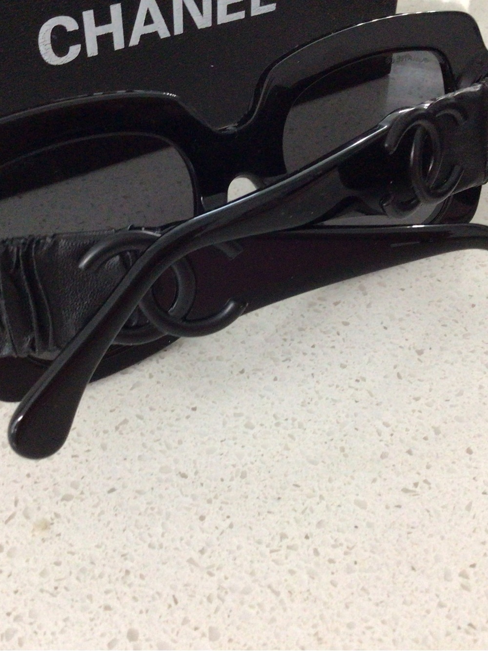 CHANEL Glossy Black CC Logo Frame Sunglasses
